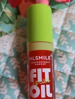 Fit Lipcare Oil - Red Hydrating Gloss